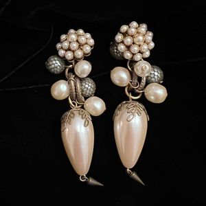 VINTAGE! Merriam Haskell style clip earrings. Stunning. No signs of wear.